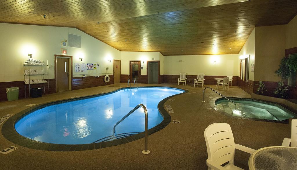 Country Inn トゥーハーバーズ エクステリア 写真