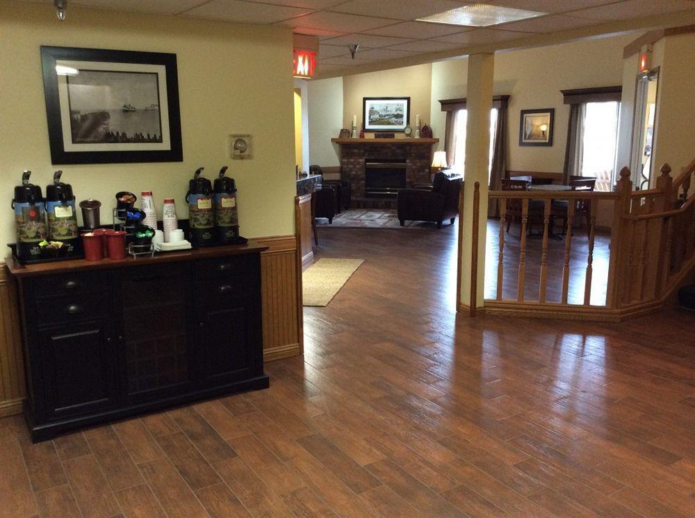 Country Inn トゥーハーバーズ エクステリア 写真